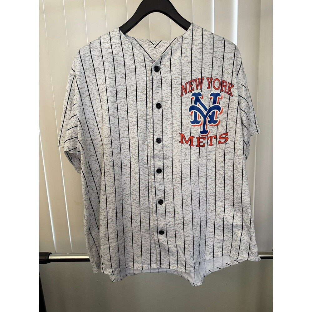 Vintage 90’s Men’s New York Mets Striped Gray Button Down Jersey Size X-large